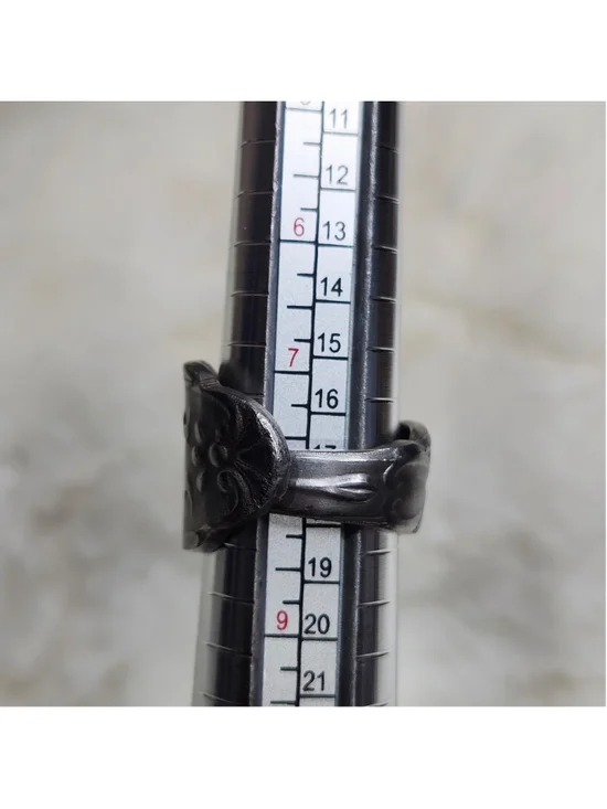 Spoon Ring Size 8 Handmade Fashion Jewelry - Picture 4 of 4